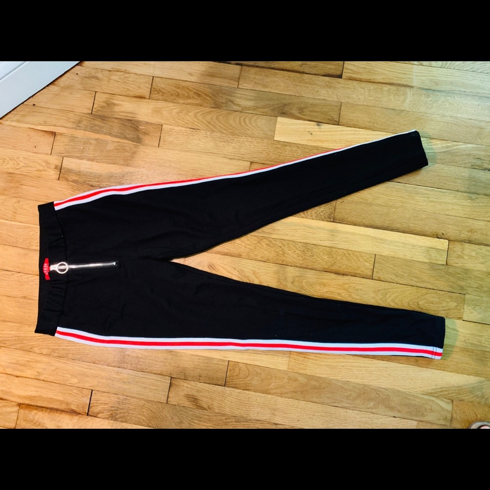 Guess leggings.
